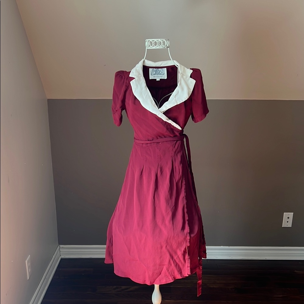 Red Puff Sleeve Wrap Midi Dress for Weddings - Picture 1 of 6